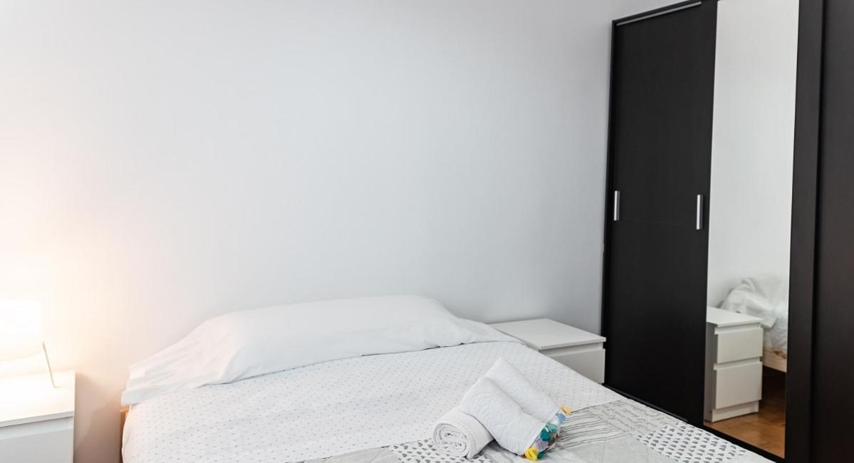 Adaptado Y Comodo En Iturrama Appartement